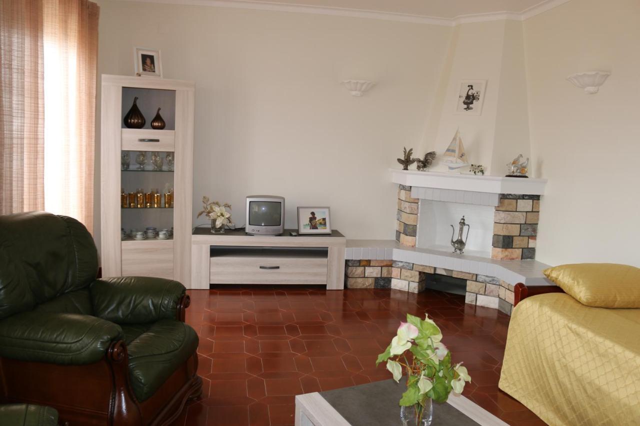 Villa Casa Buzina à Nazaré Extérieur photo