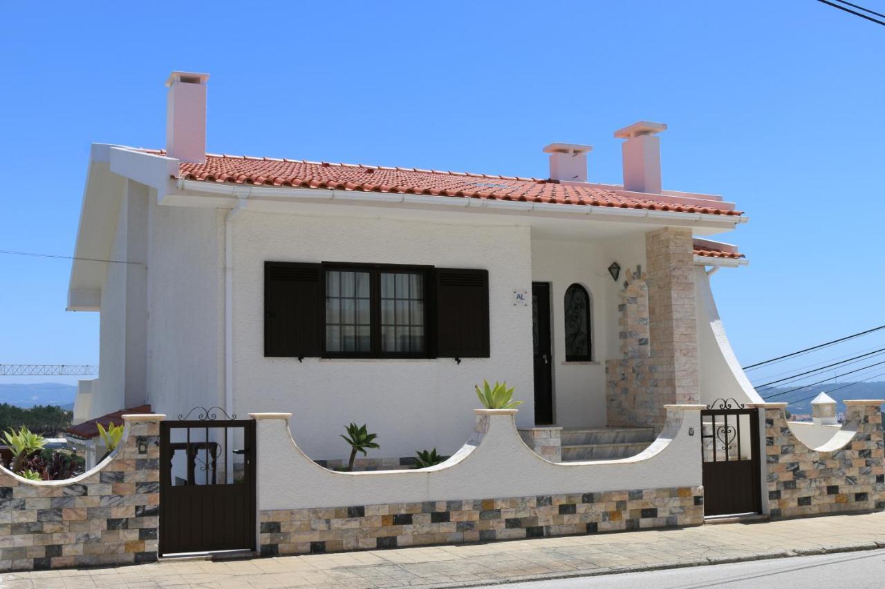 Villa Casa Buzina à Nazaré Extérieur photo
