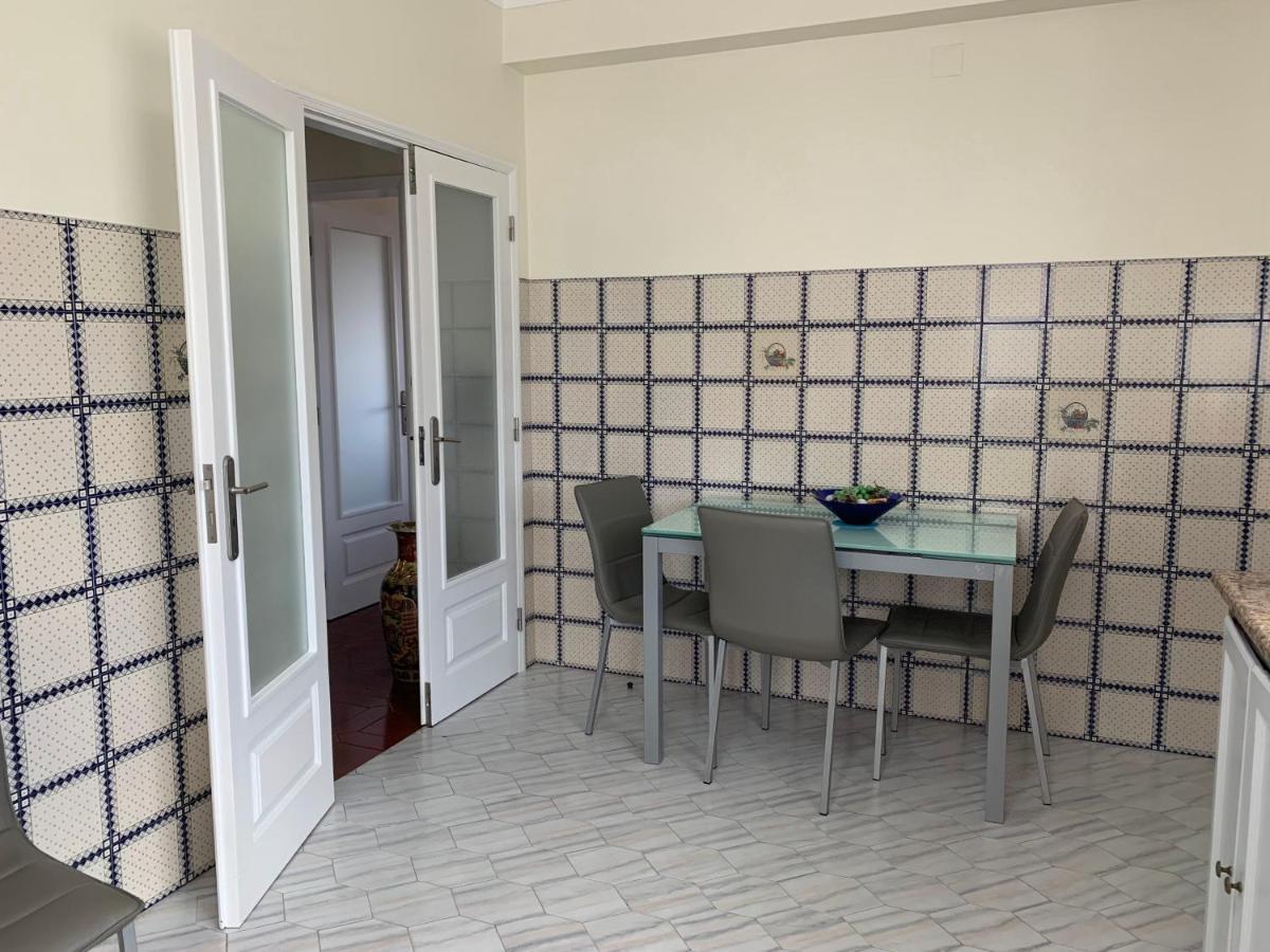 Villa Casa Buzina à Nazaré Extérieur photo
